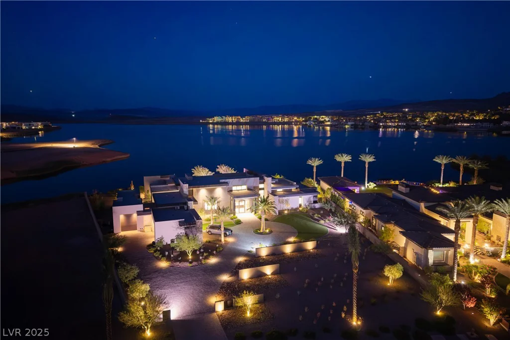 10 Sunrise Beach, Henderson, NV 89011