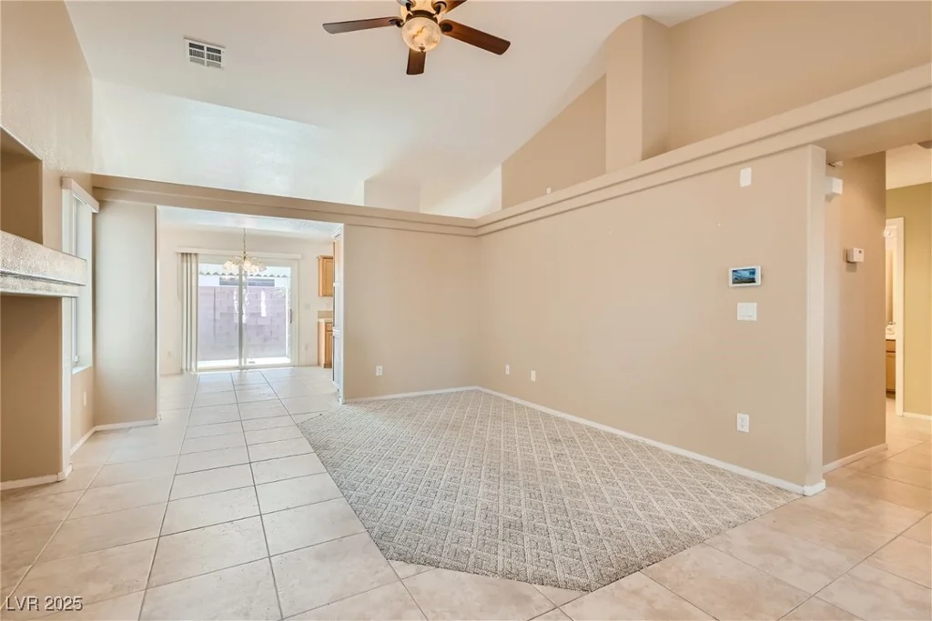 7550 Slipstream, Las Vegas, NV 89139