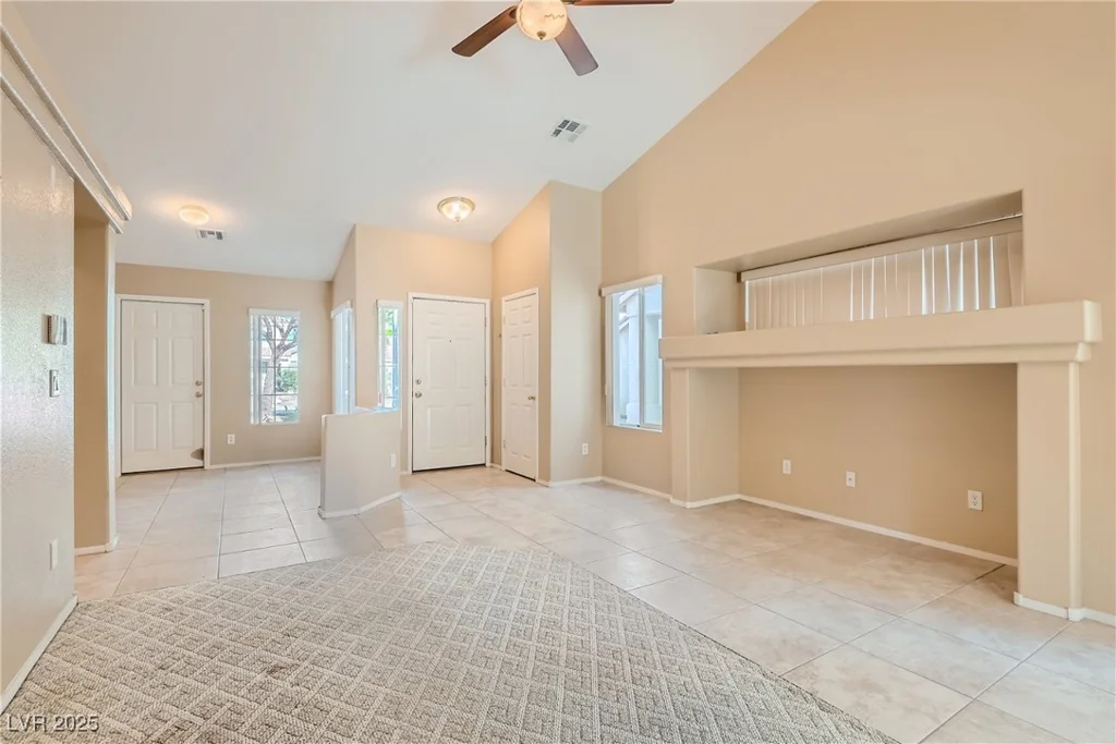 7550 Slipstream, Las Vegas, NV 89139
