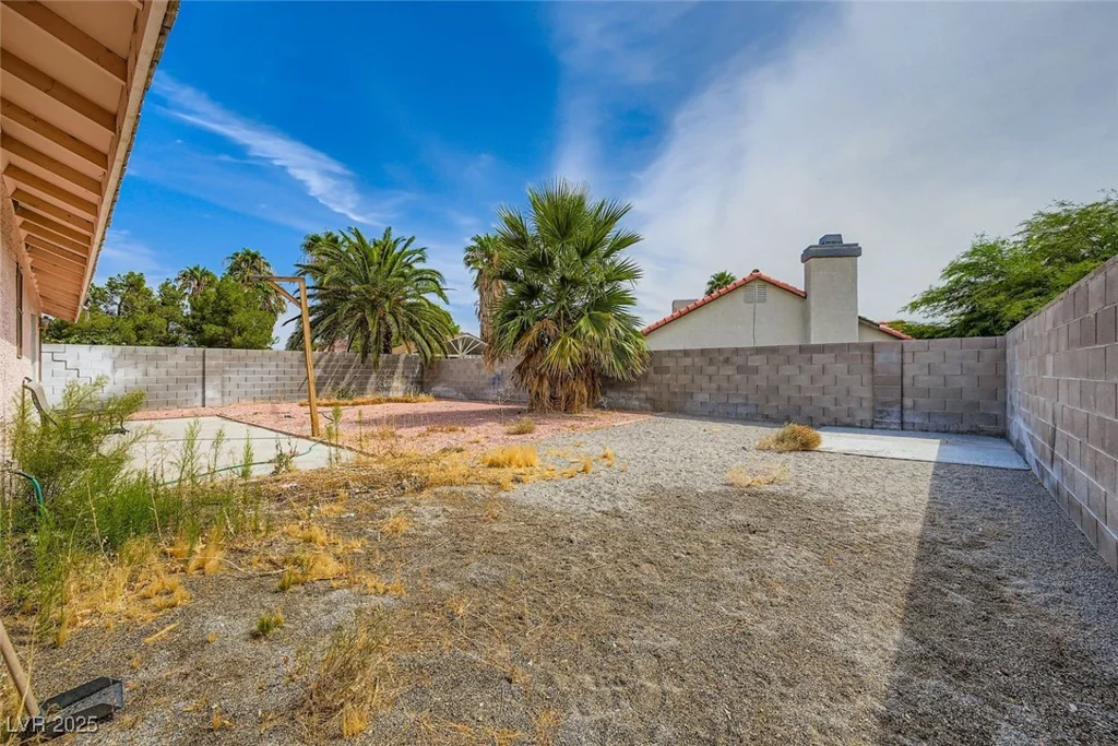 4818 Hunters Run, North Las Vegas, NV 89031