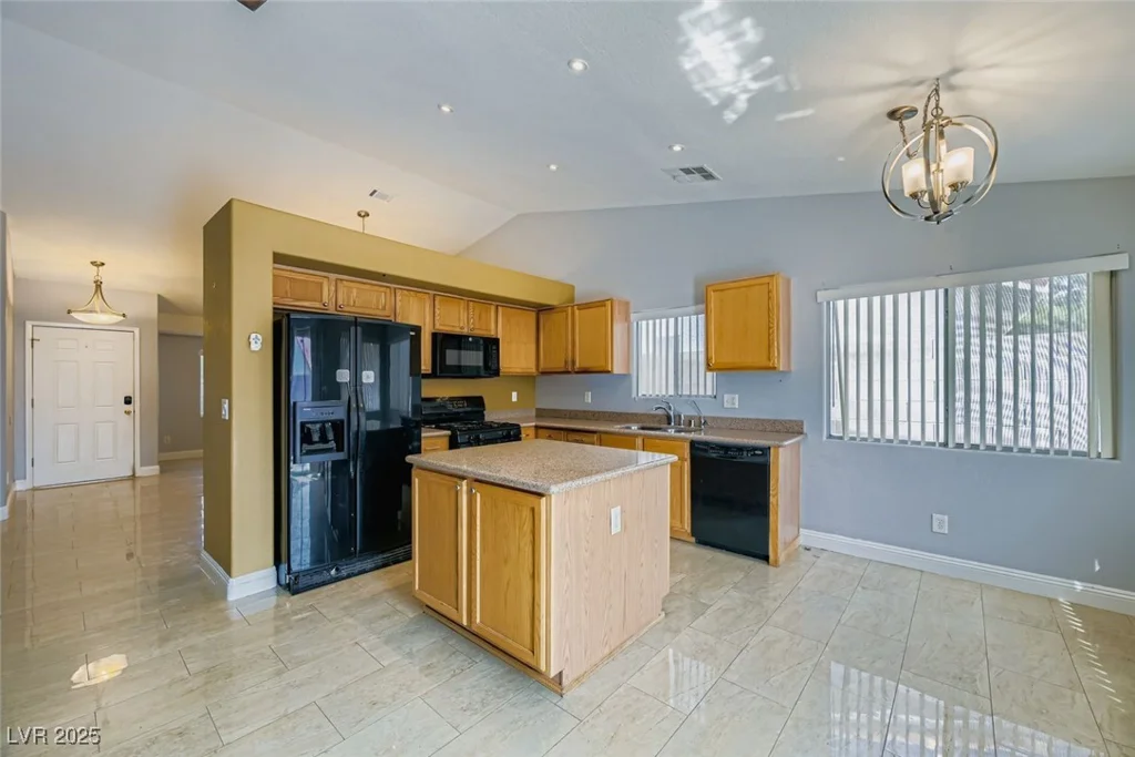 4818 Hunters Run, North Las Vegas, NV 89031