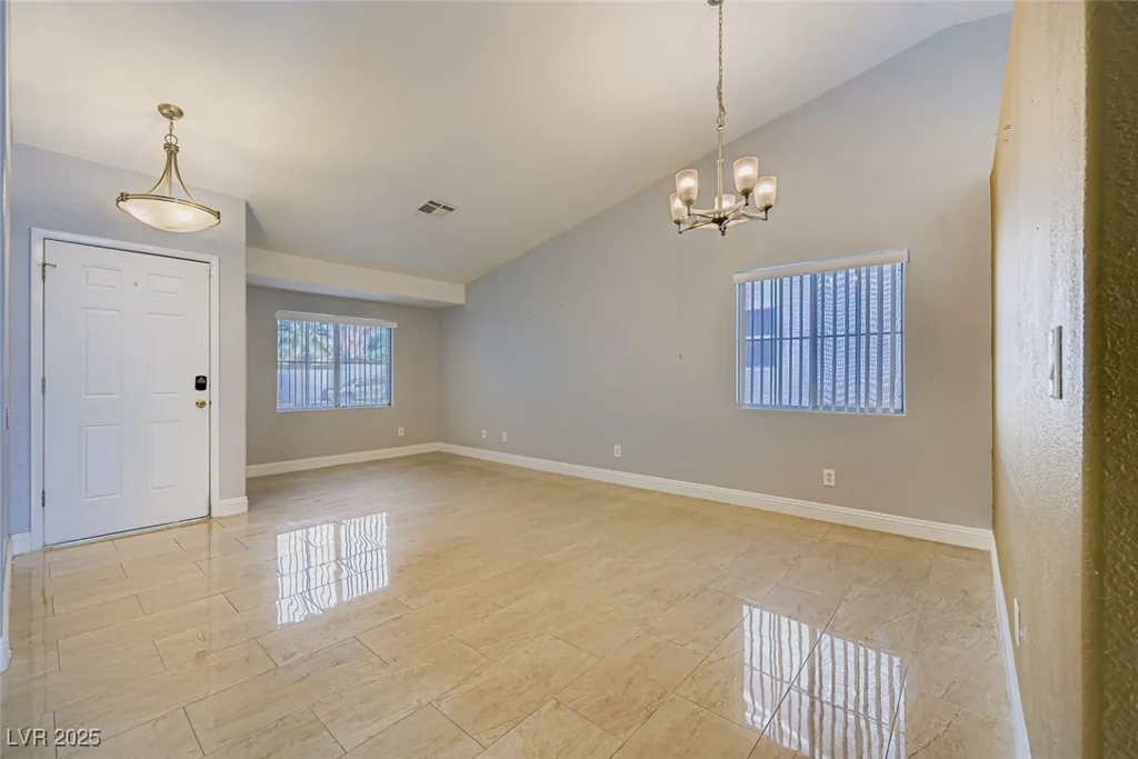 4818 Hunters Run, North Las Vegas, NV 89031
