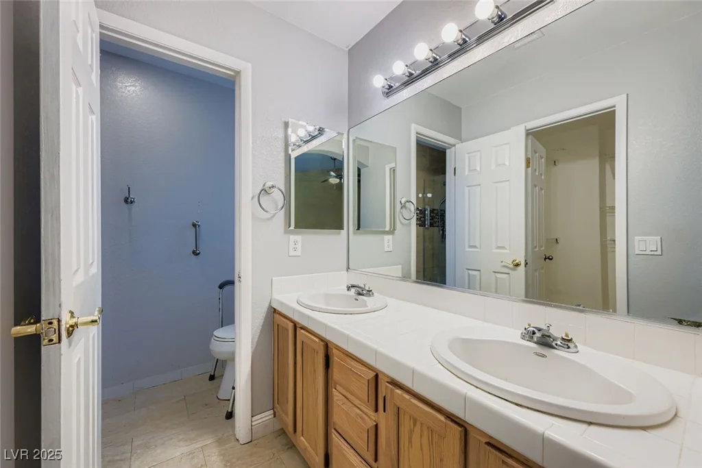 4818 Hunters Run, North Las Vegas, NV 89031
