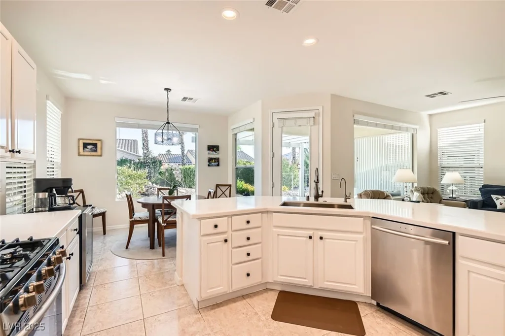 10554 Santo Marco, Las Vegas, NV 89135