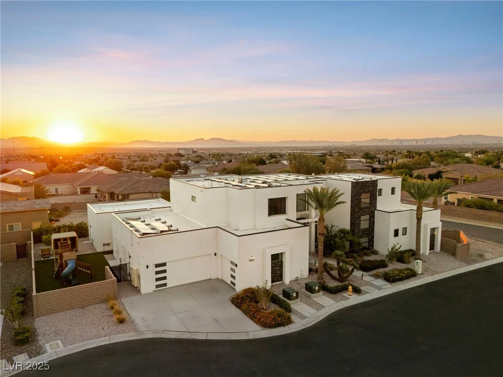 9760 Solar, Las Vegas, NV 89149