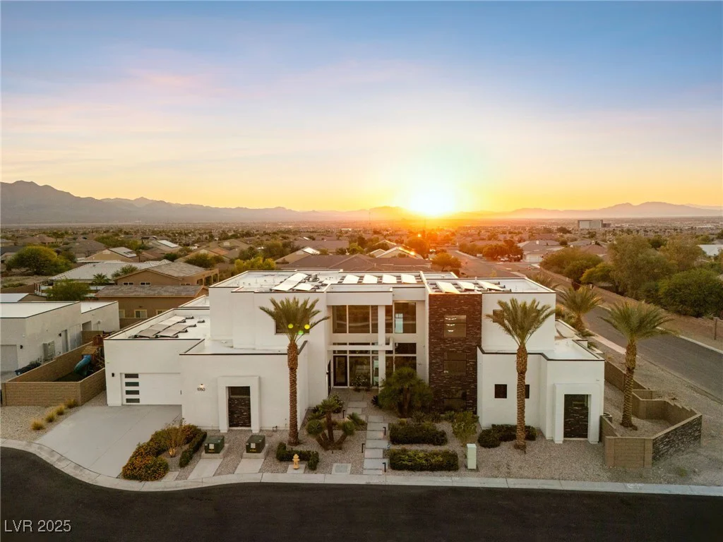9760 Solar, Las Vegas, NV 89149