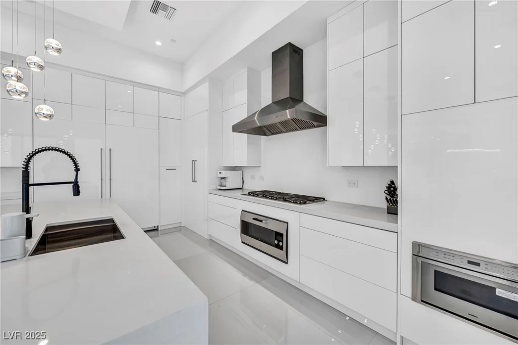 9760 Solar, Las Vegas, NV 89149