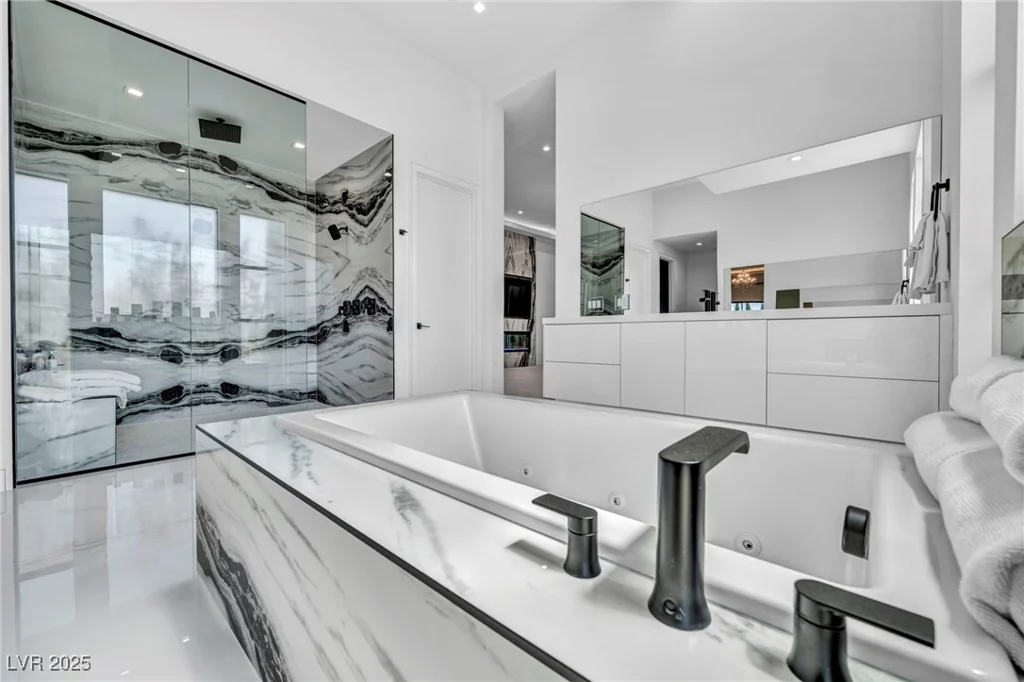 9760 Solar, Las Vegas, NV 89149