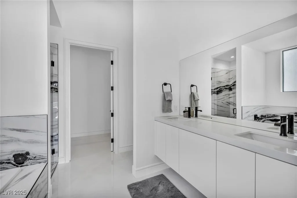9760 Solar, Las Vegas, NV 89149