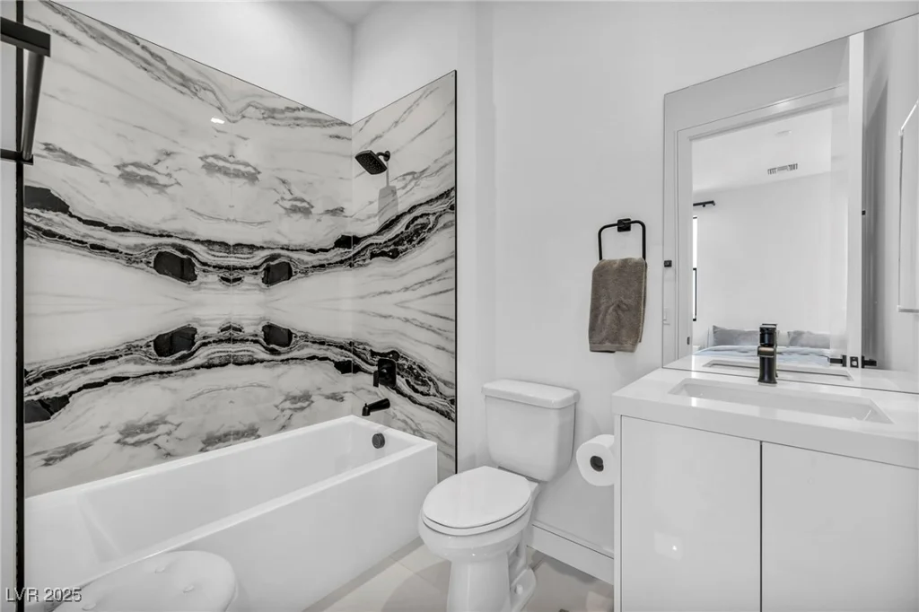 9760 Solar, Las Vegas, NV 89149