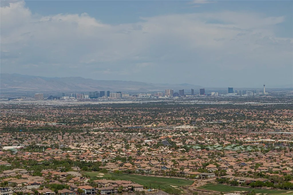 567 Rock Peak, Henderson, NV 89012
