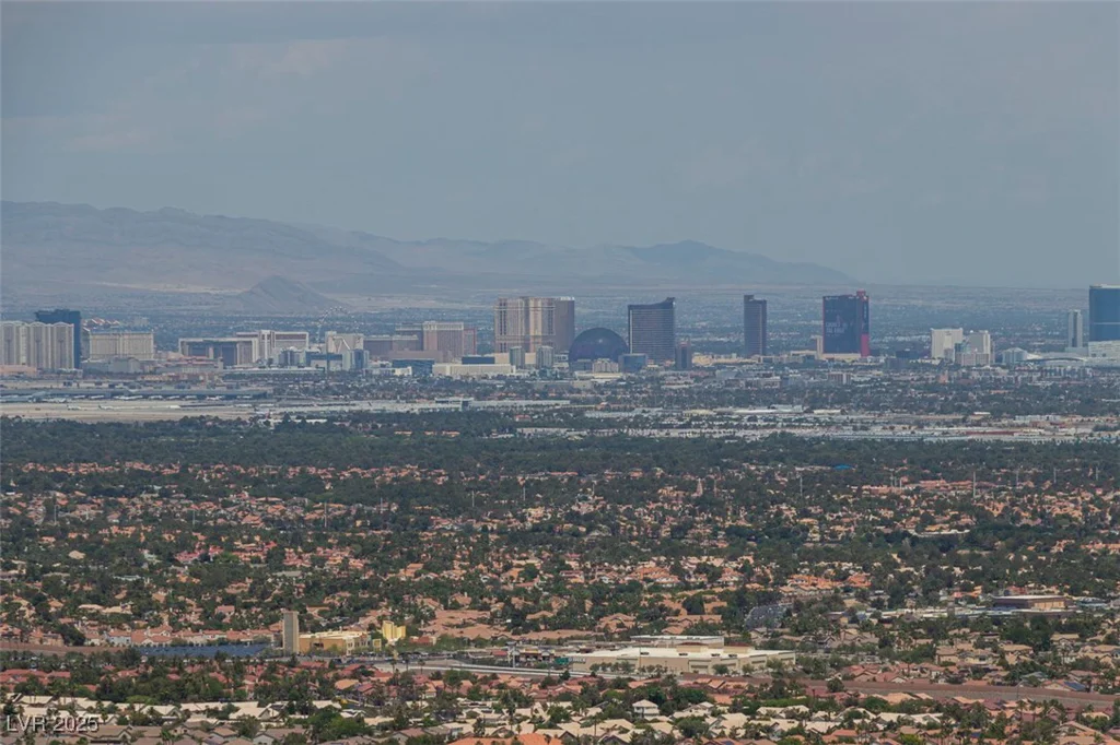 567 Rock Peak, Henderson, NV 89012