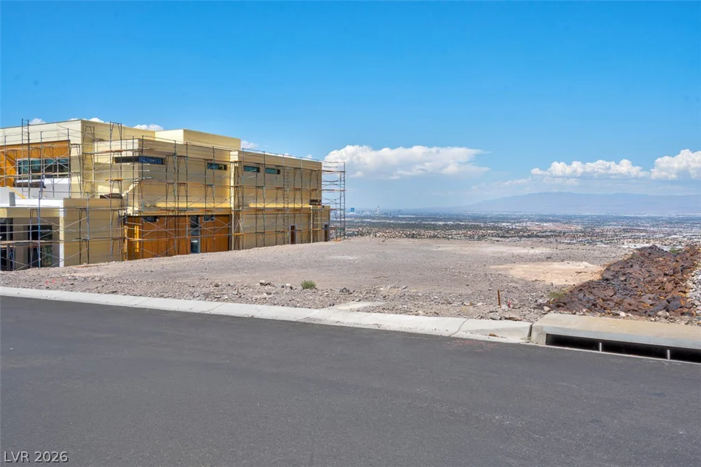 567 Rock Peak, Henderson, NV 89012