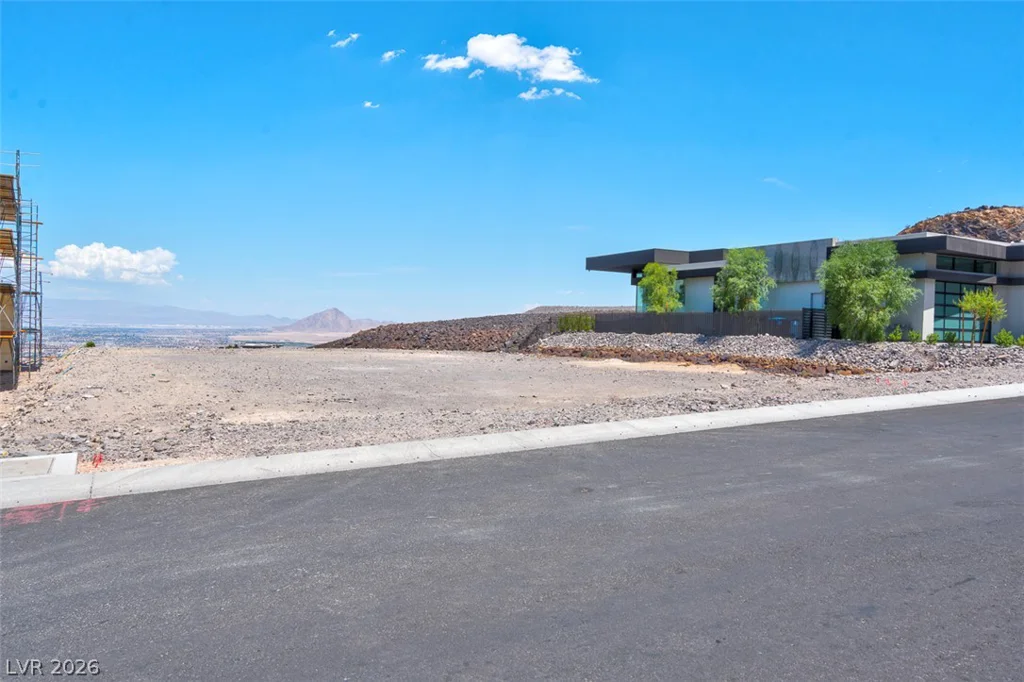 567 Rock Peak, Henderson, NV 89012