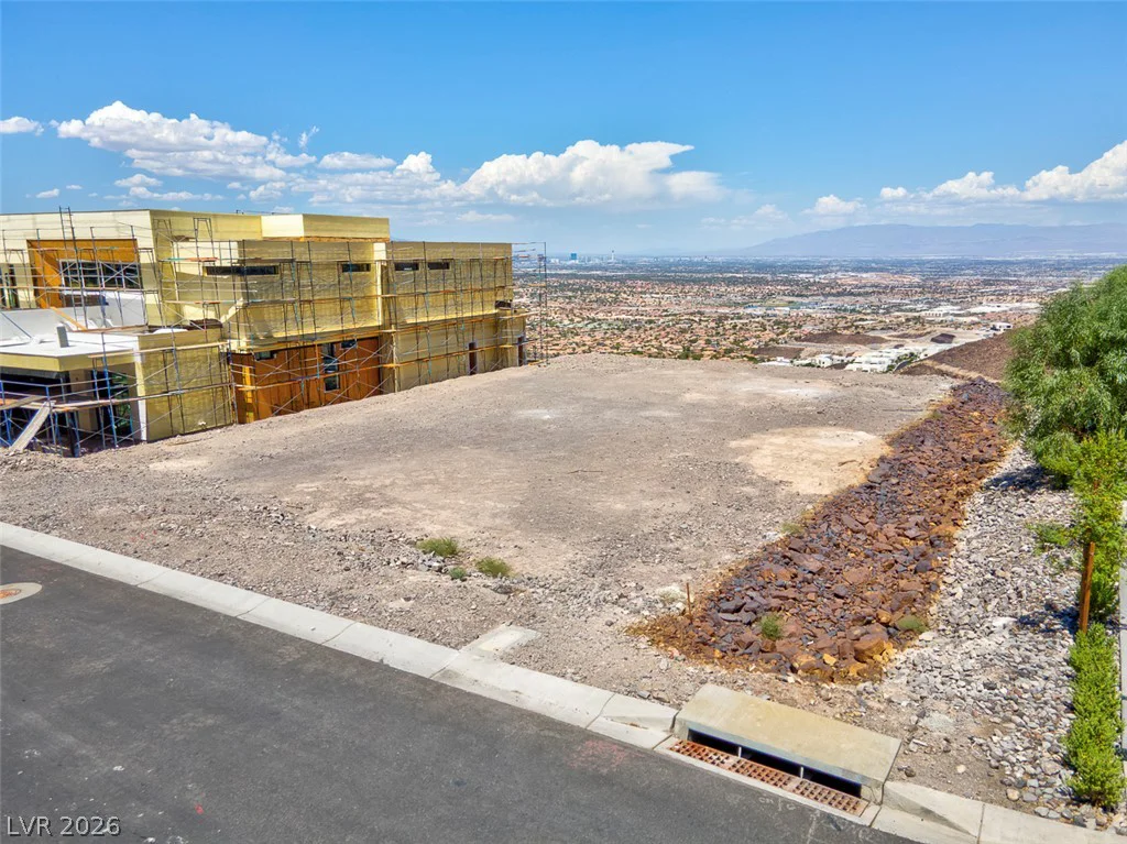 567 Rock Peak, Henderson, NV 89012