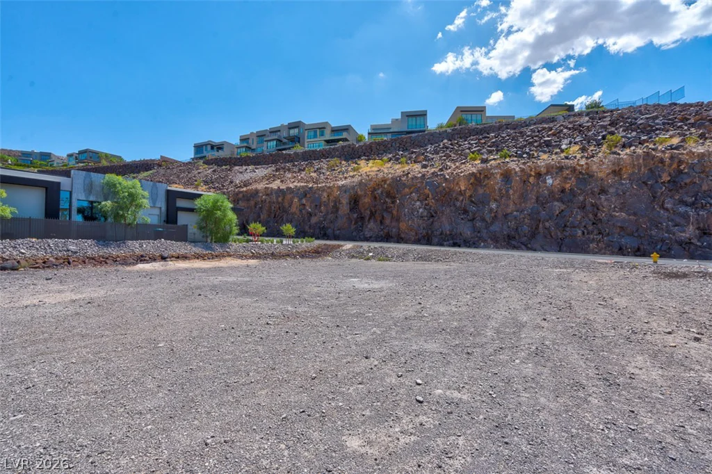 567 Rock Peak, Henderson, NV 89012