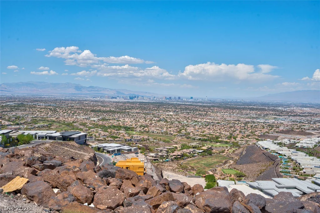 567 Rock Peak, Henderson, NV 89012