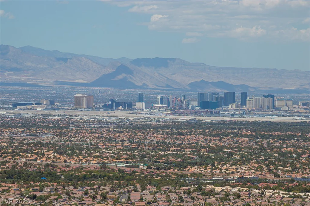 567 Rock Peak, Henderson, NV 89012