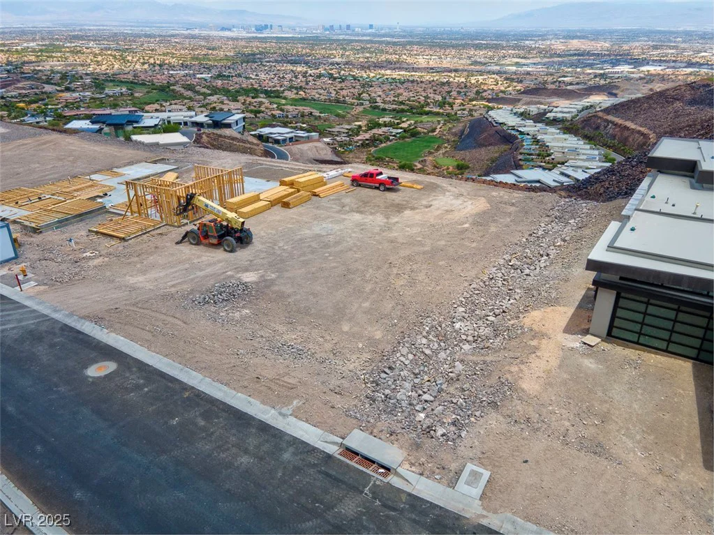 567 Rock Peak, Henderson, NV 89012