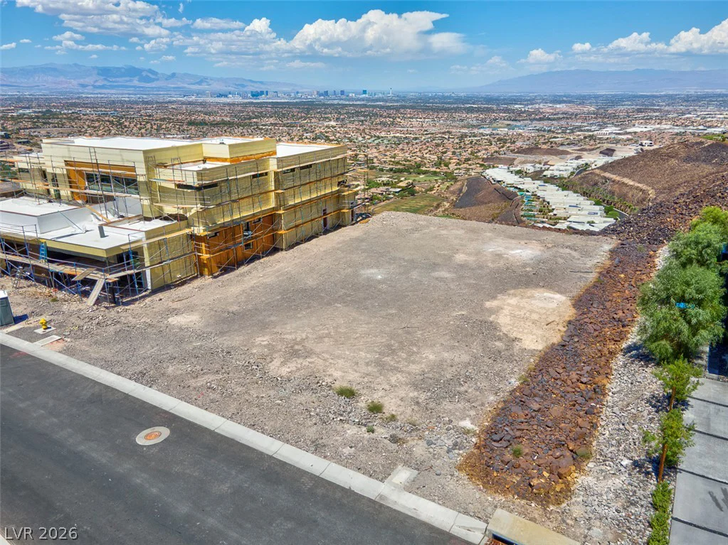 567 Rock Peak, Henderson, NV 89012