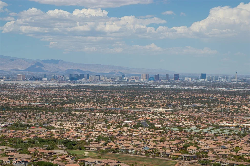 567 Rock Peak, Henderson, NV 89012