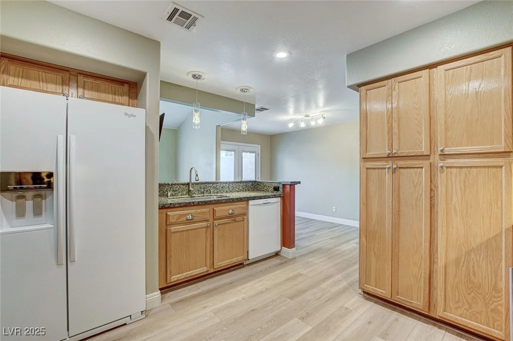 8105 Spanish Peak, Las Vegas, NV 89128