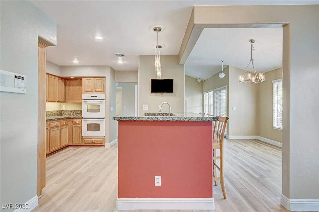 8105 Spanish Peak, Las Vegas, NV 89128