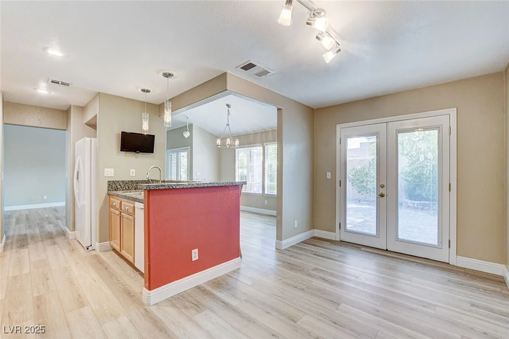 8105 Spanish Peak, Las Vegas, NV 89128