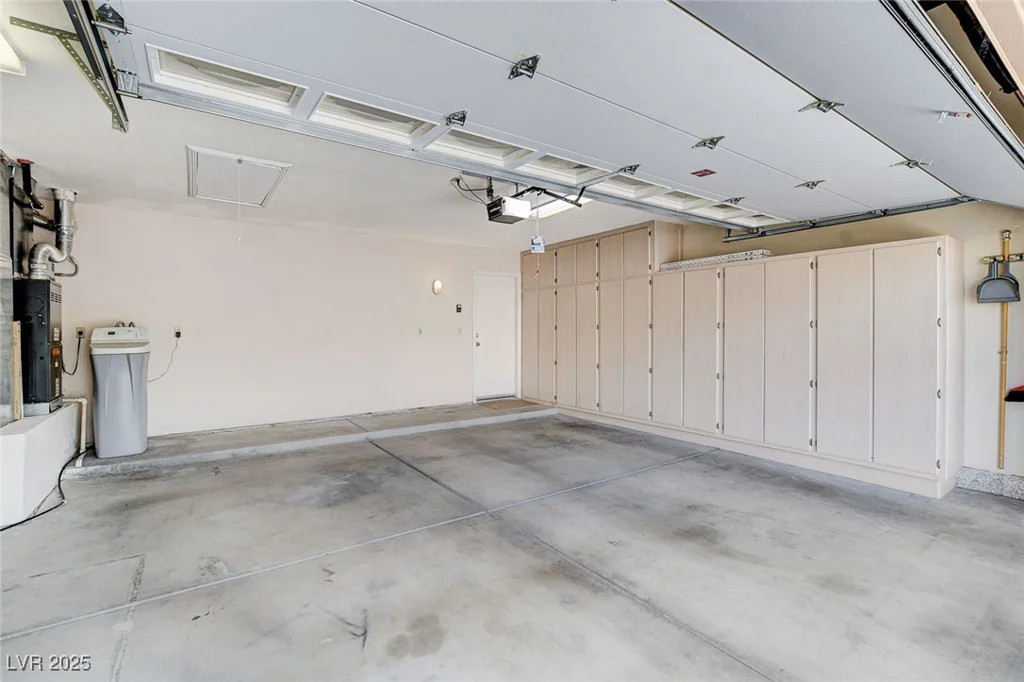 8105 Spanish Peak, Las Vegas, NV 89128