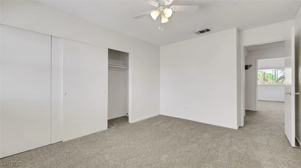 3746 Harmon, Las Vegas, NV 89121