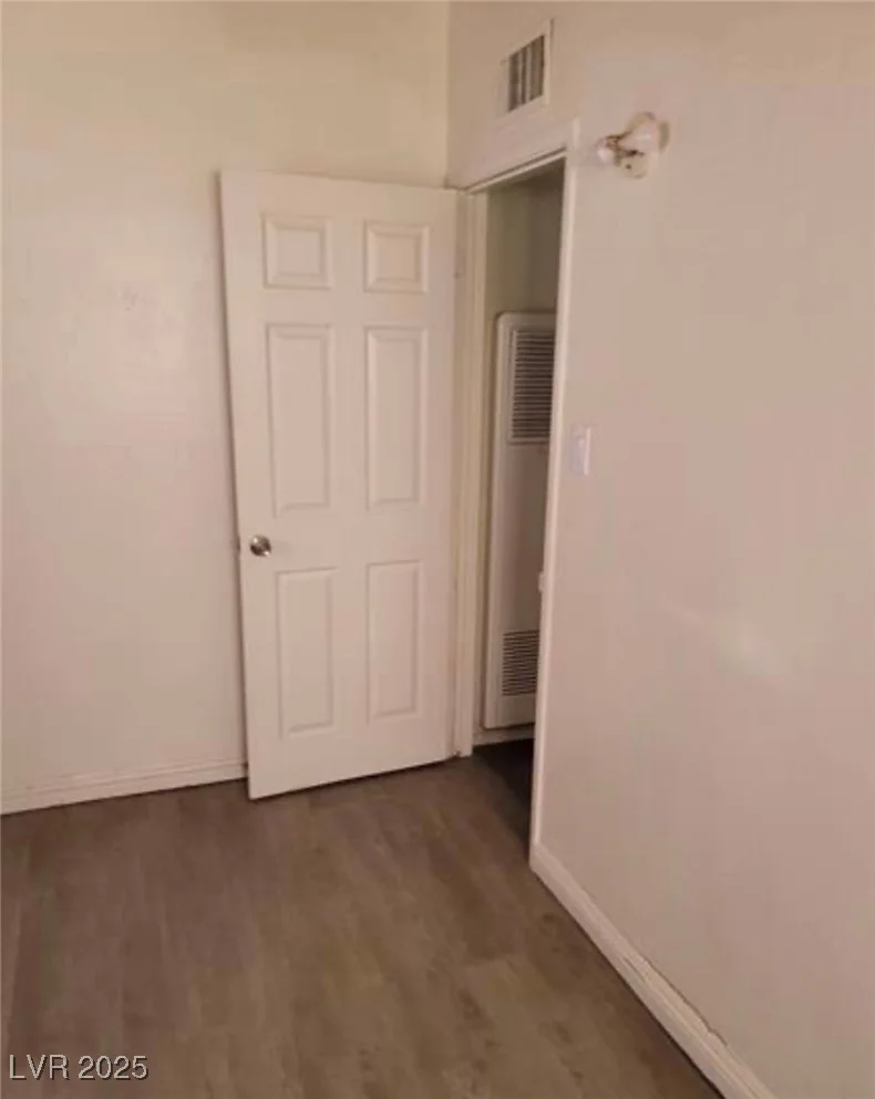 424 Stanford, Las Vegas, NV 89107