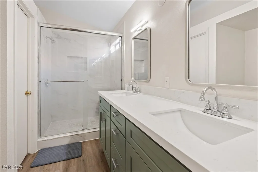 8405 Shady Shores, Las Vegas, NV 89128