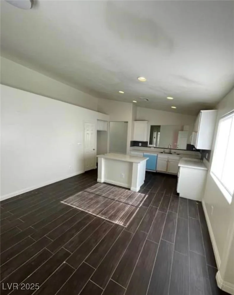5713 Lawrence, North Las Vegas, NV 89081