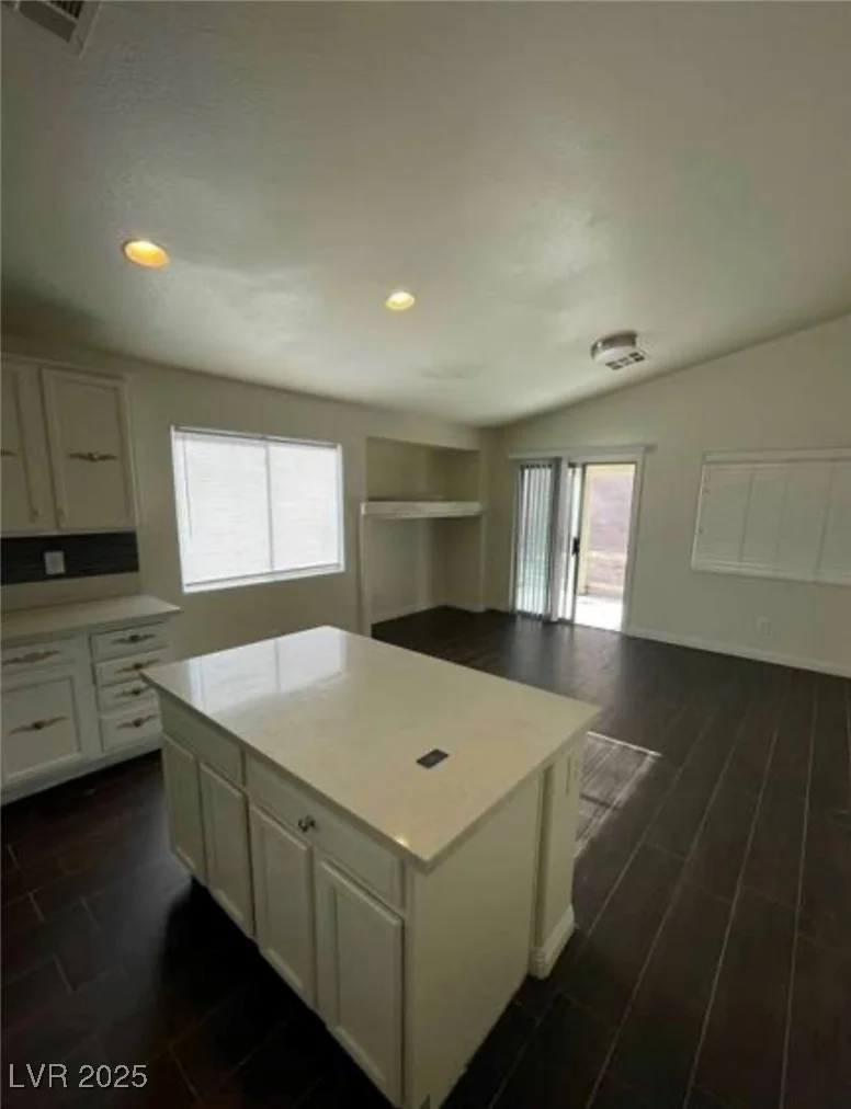 5713 Lawrence, North Las Vegas, NV 89081