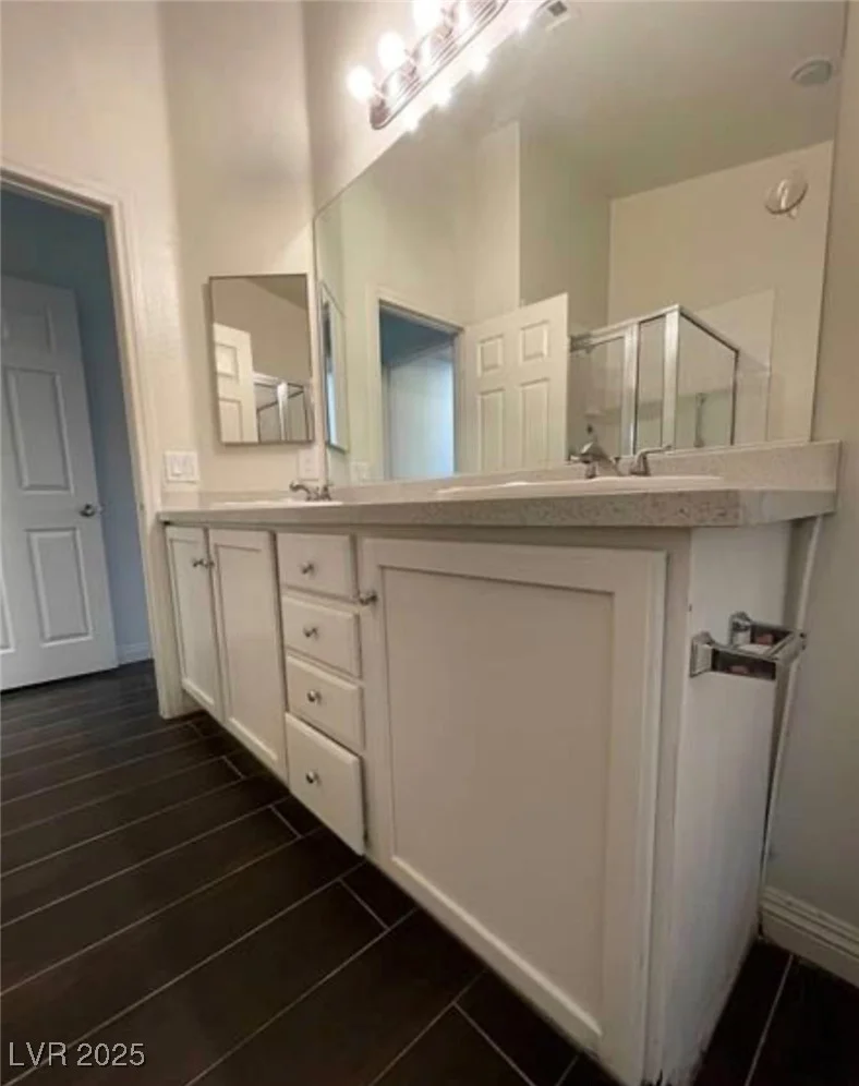 5713 Lawrence, North Las Vegas, NV 89081