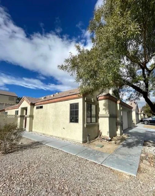 5713 Lawrence, North Las Vegas, NV 89081