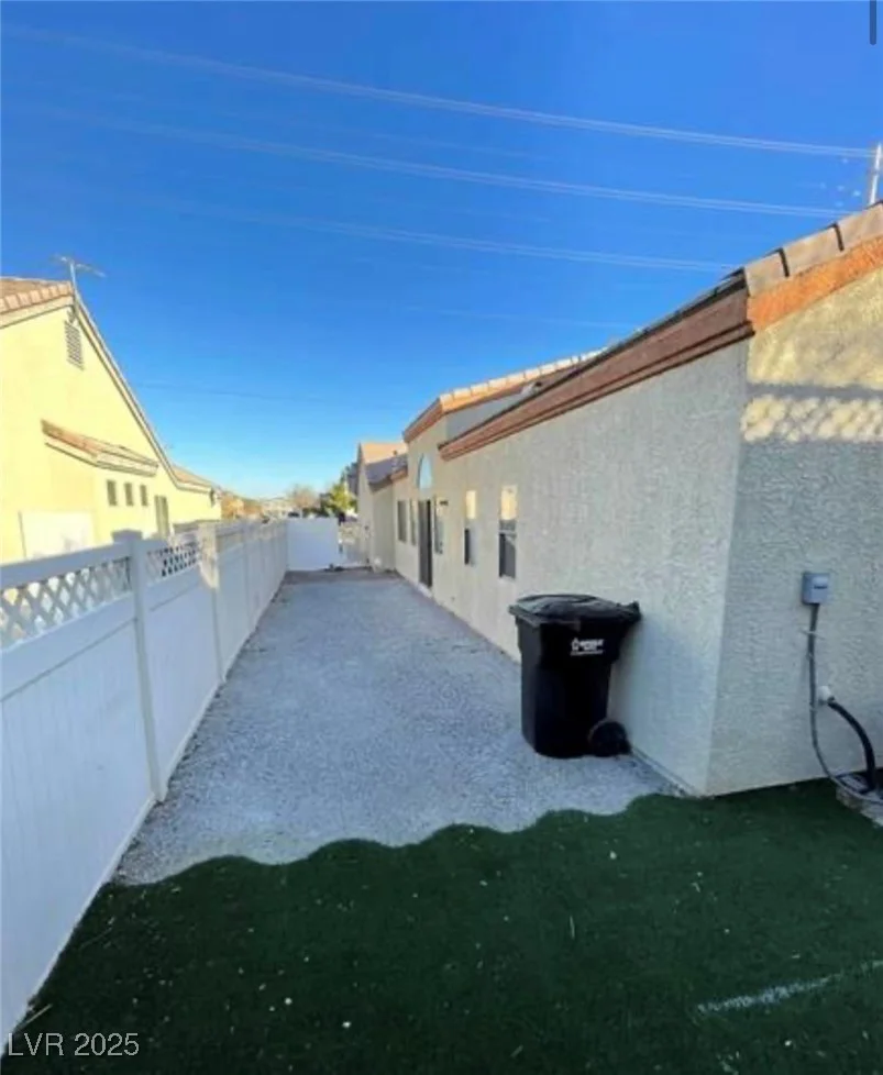 5713 Lawrence, North Las Vegas, NV 89081