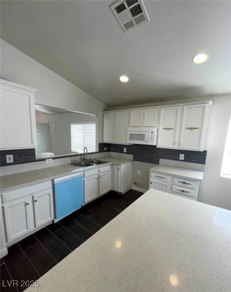 5713 Lawrence, North Las Vegas, NV 89081