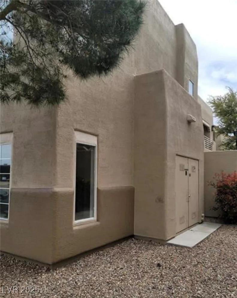 1909 Villa Palms, Las Vegas, NV 89128