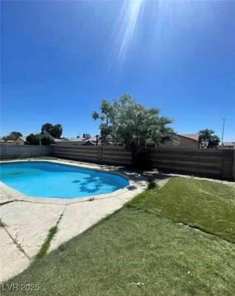 2932 Demetrius, Las Vegas, NV 89101