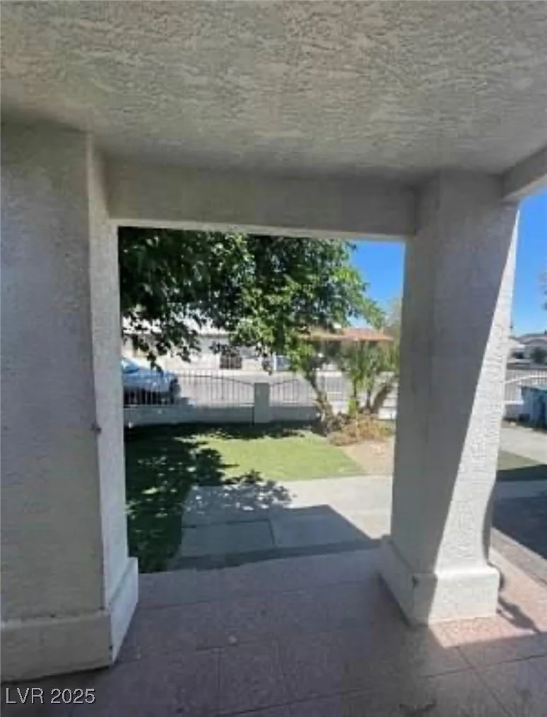 2932 Demetrius, Las Vegas, NV 89101
