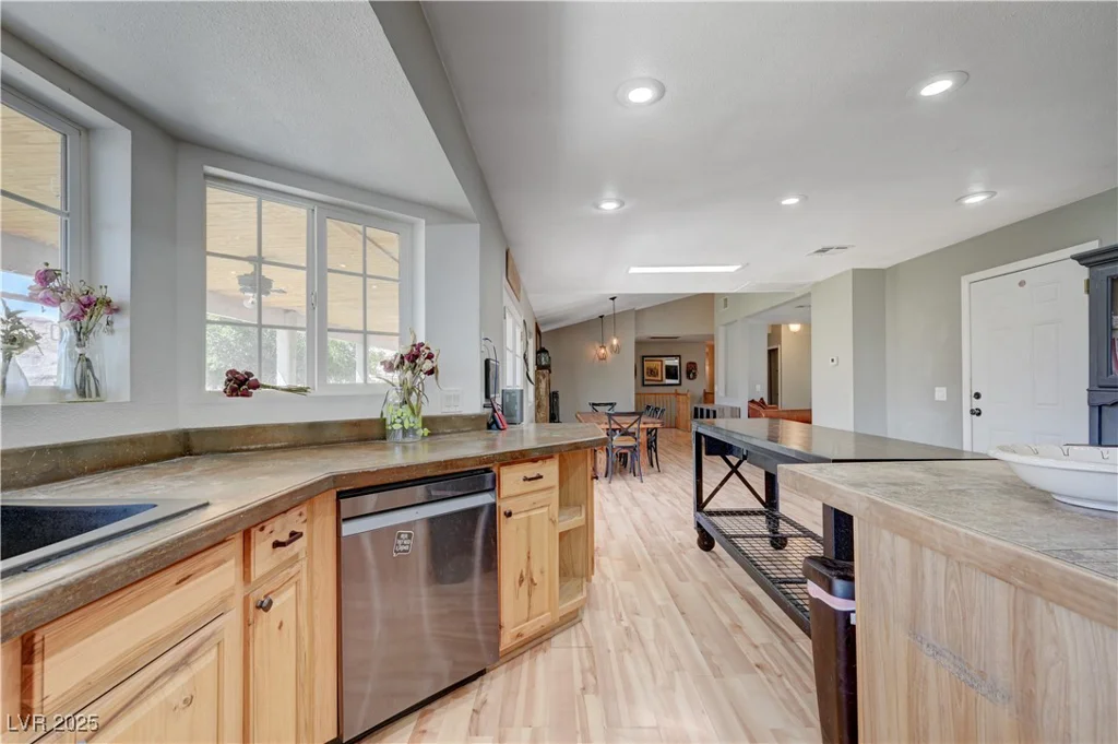 1775 Dude, Moapa, NV 89025
