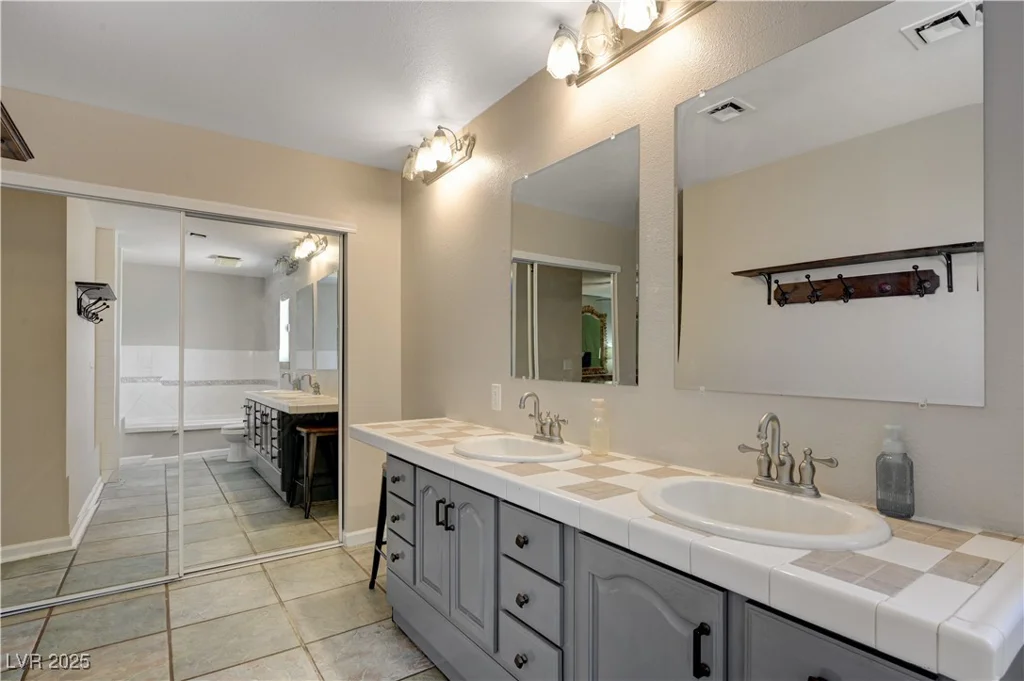 1775 Dude, Moapa, NV 89025