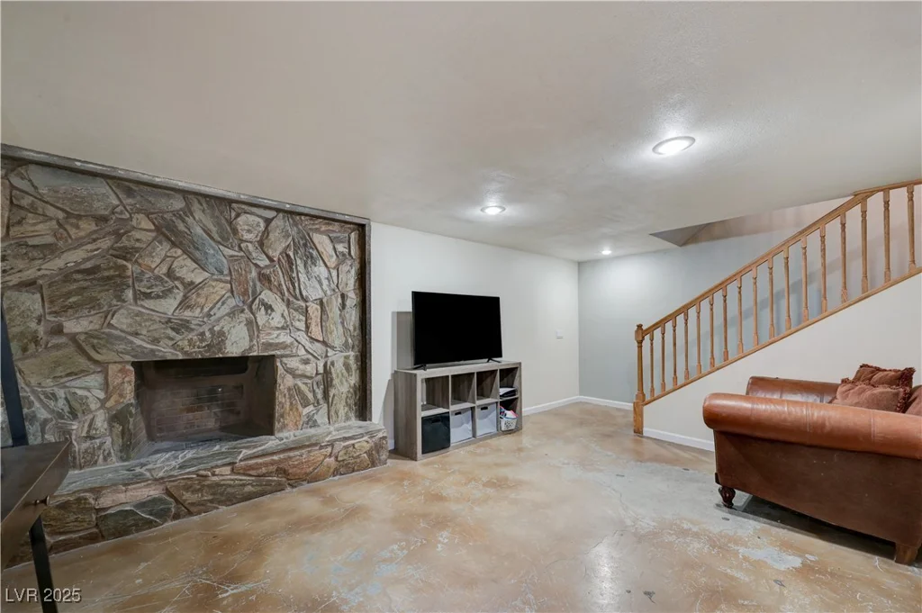 1775 Dude, Moapa, NV 89025