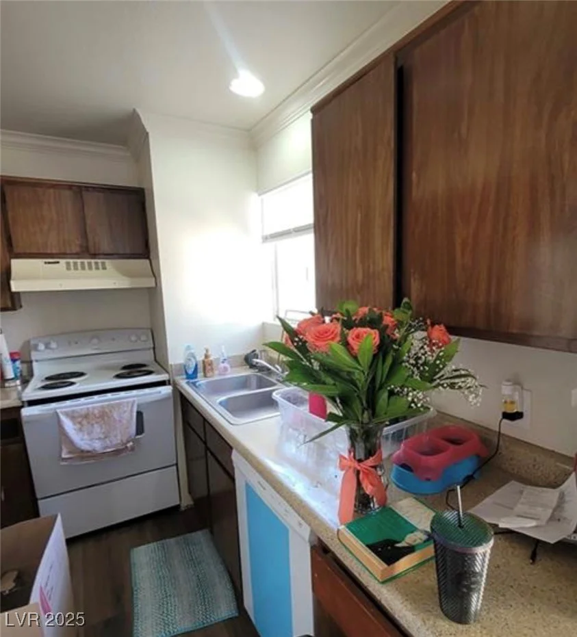 5049 Spencer, Las Vegas, NV 89119