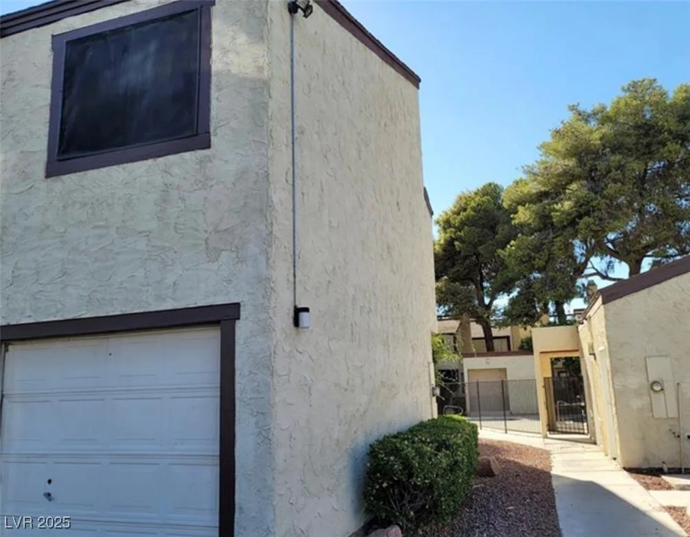 5049 Spencer, Las Vegas, NV 89119