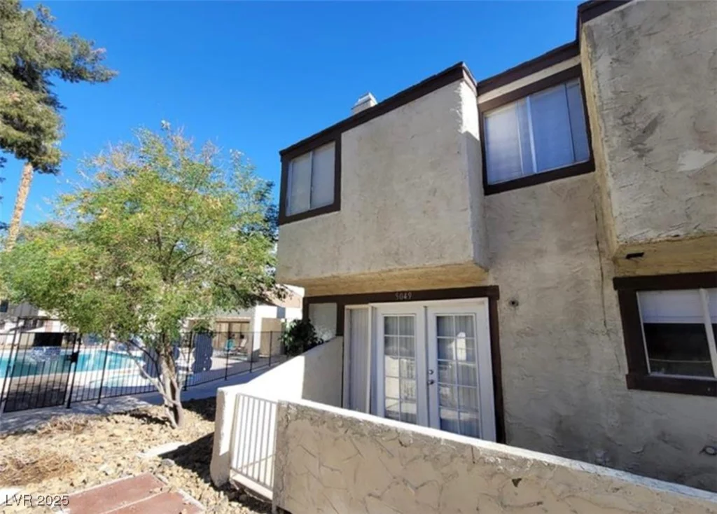 5049 Spencer, Las Vegas, NV 89119