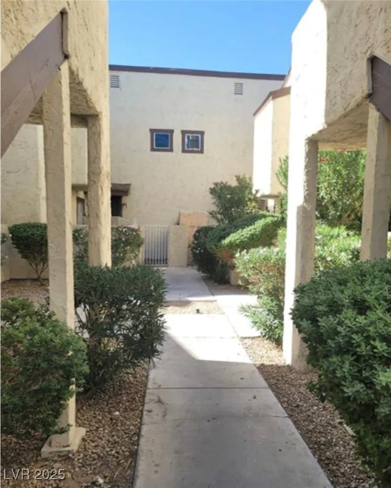 5049 Spencer, Las Vegas, NV 89119