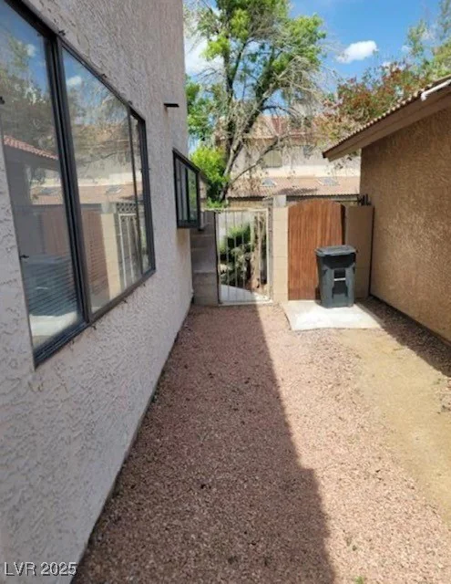 6444 Deadwood, Las Vegas, NV 89108