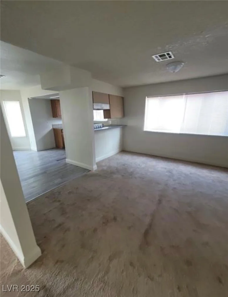 6444 Deadwood, Las Vegas, NV 89108